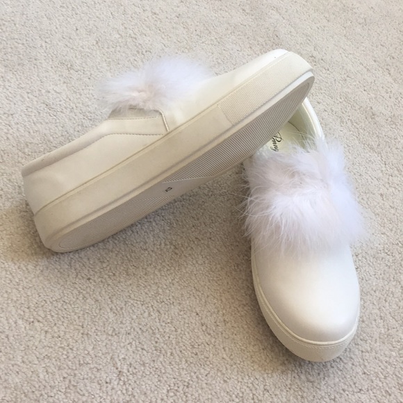 Penny Loves Kenny Shoes - Like New Penny Loves Kenny Arty Sneaker